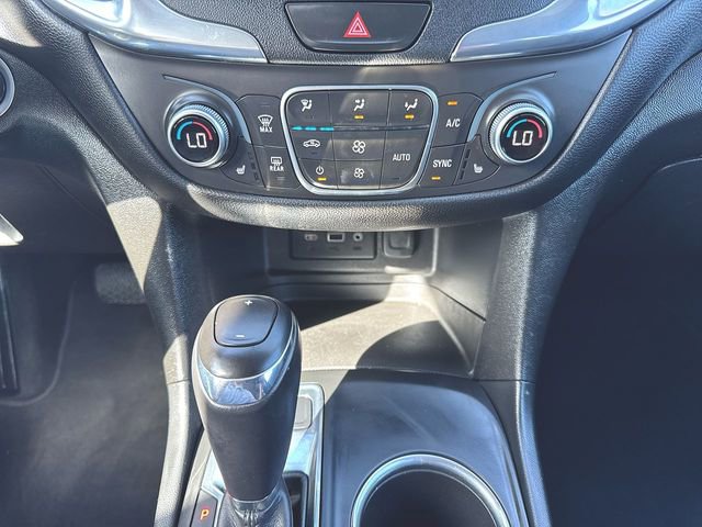 Used 2019 Chevrolet Equinox LT AWD/4WD image 17