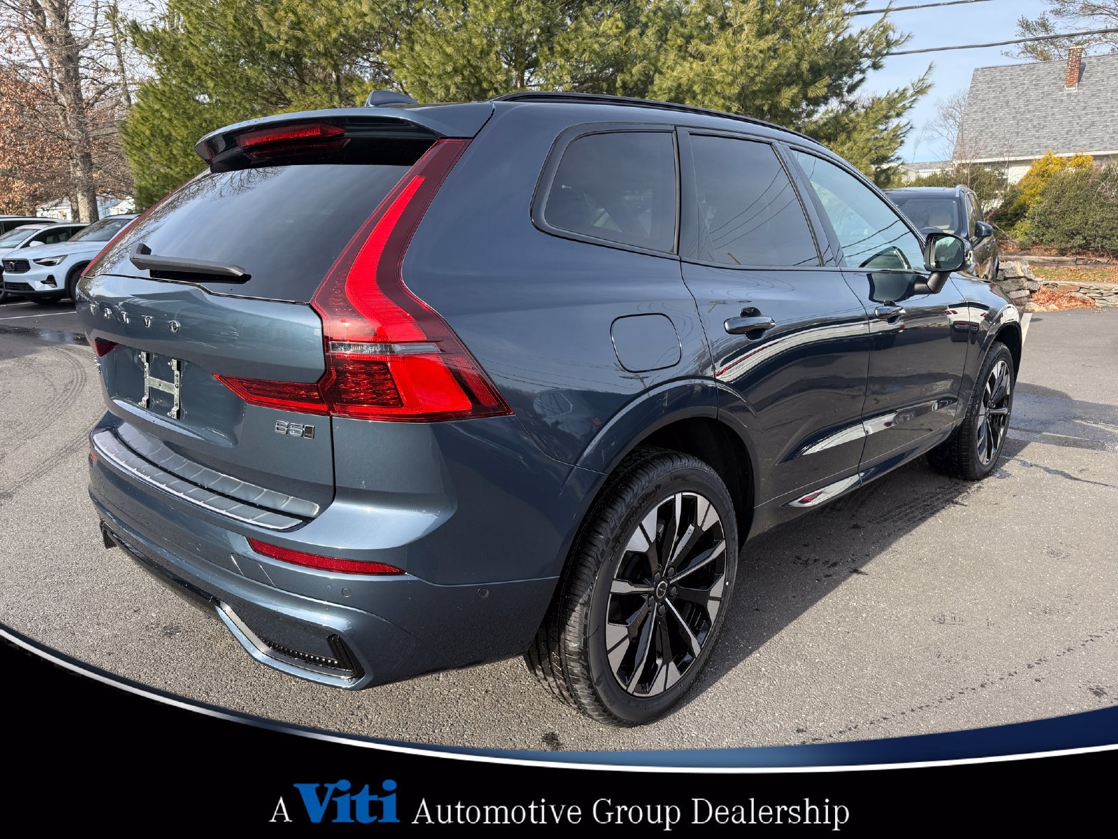 Used 2026 Volvo XC60 B5 Plus w/ Protection Package Premier AWD/4WD image 8