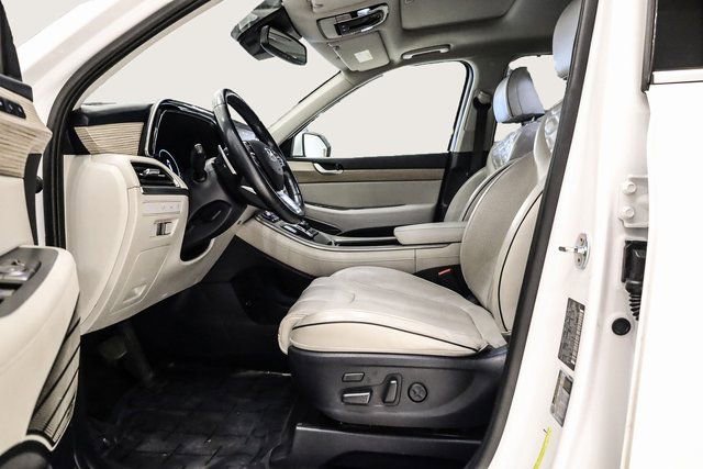 Used 2021 Hyundai Palisade Limited image 12