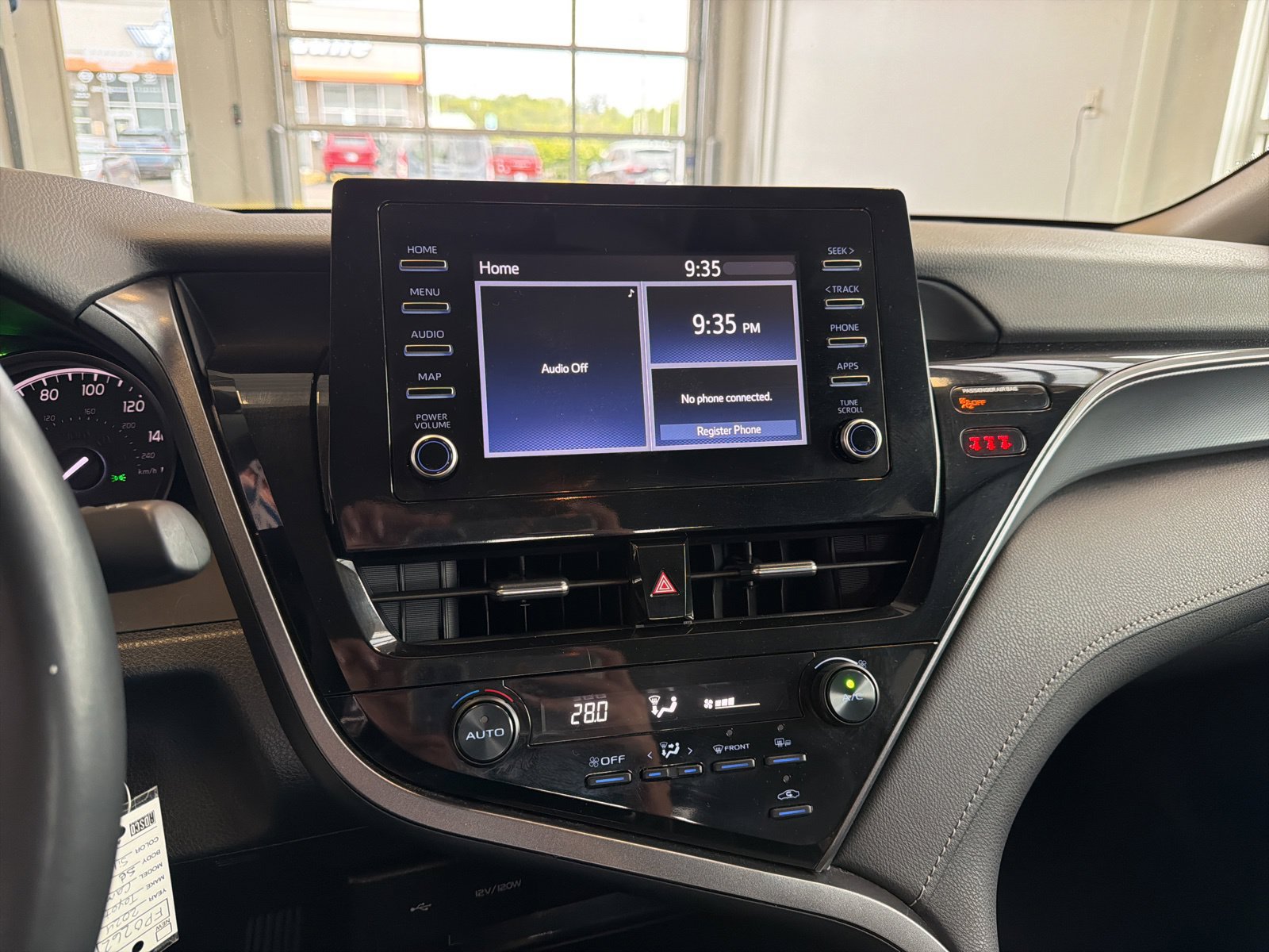 Used 2024 Toyota Camry SE FWD image 22