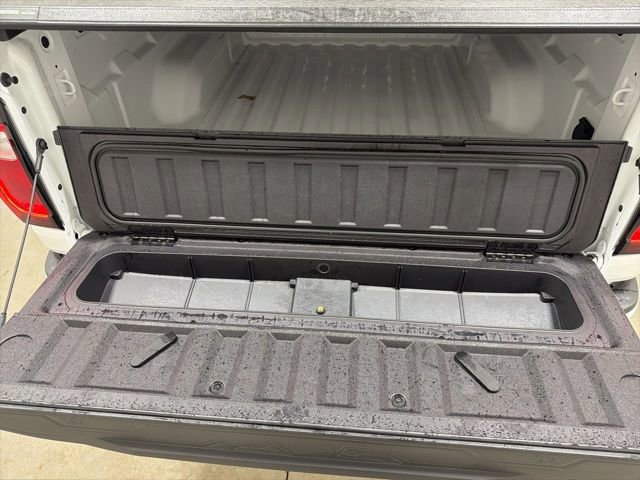 Used 2025 GMC Canyon AT4 w/ Technology Plus Package image 39