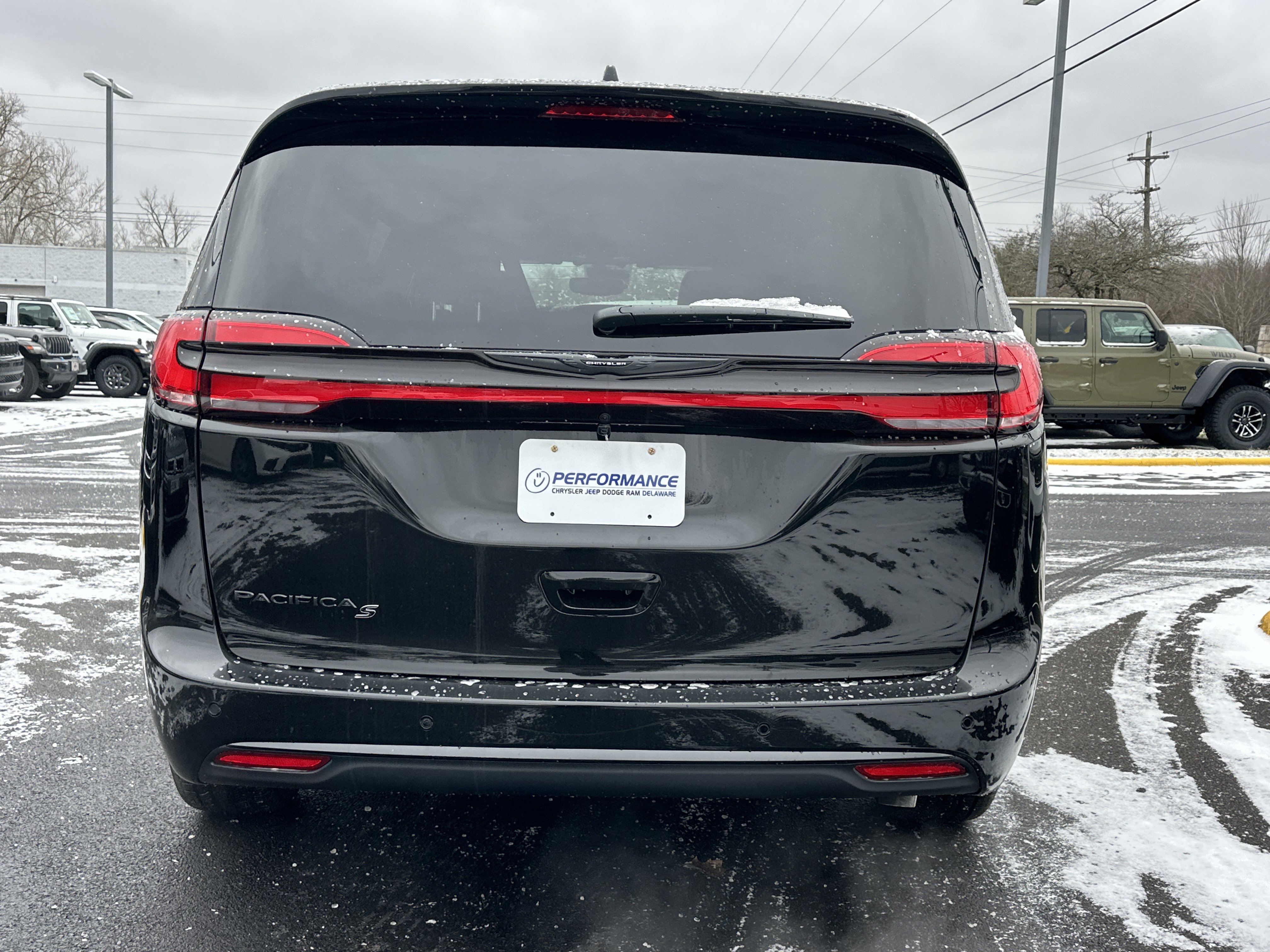 New 2026 Chrysler Pacifica Select image 14