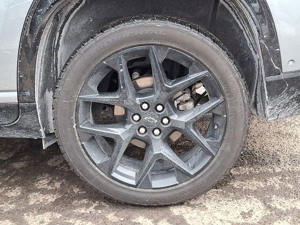 Used 2024 Chevrolet Traverse RS image 32