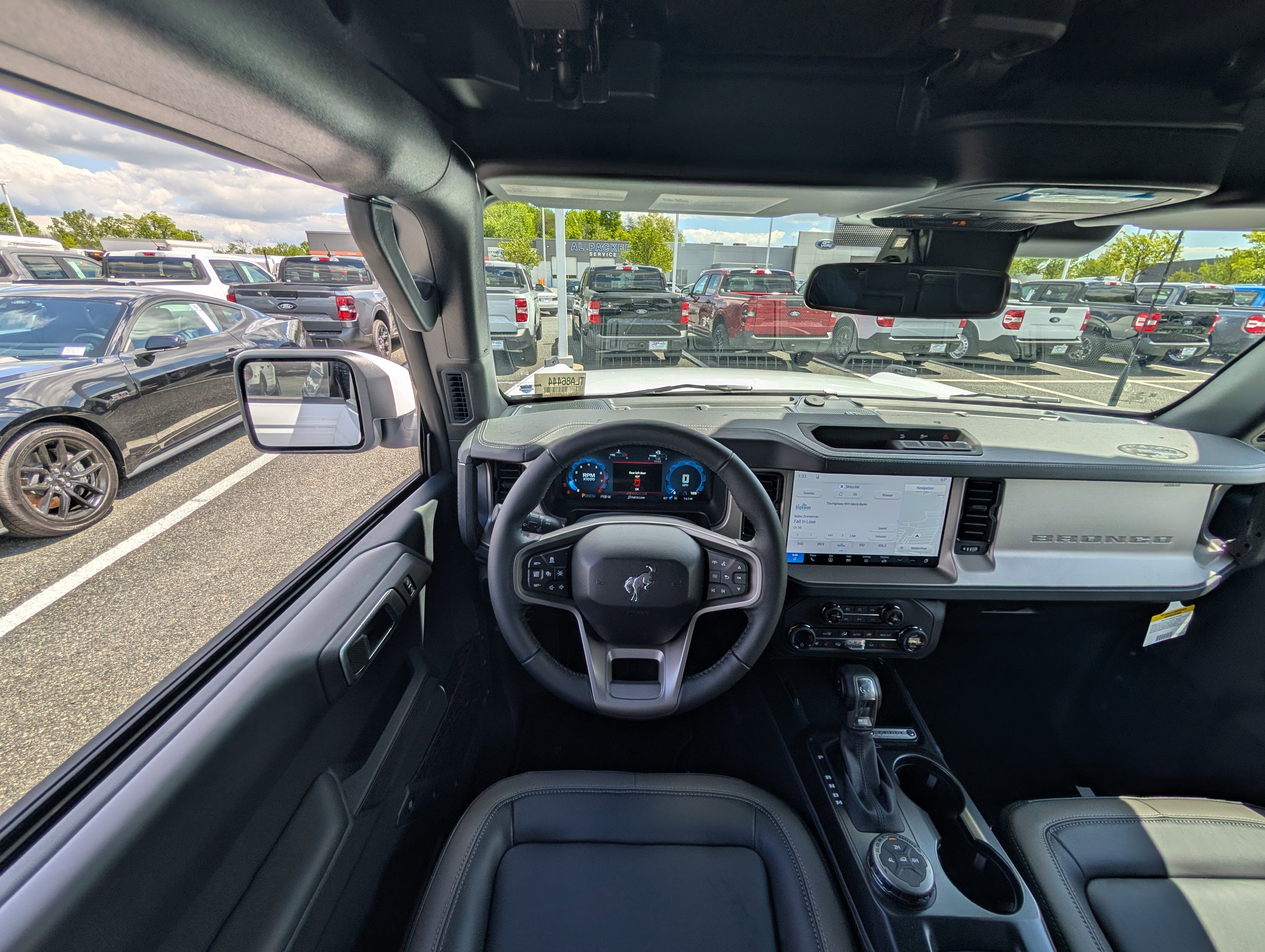 New 2026 Ford Bronco Outer Banks AWD/4WD image 11