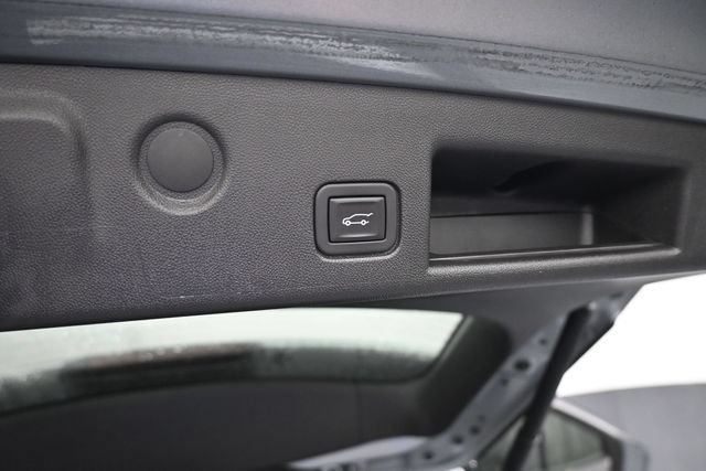 Used 2023 Chevrolet Equinox LT AWD/4WD image 7