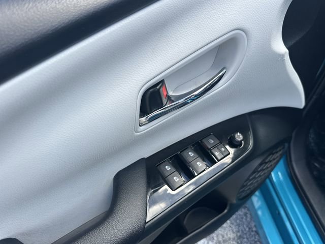 Used 2018 Toyota Prius Prime Advanced FWD image 16