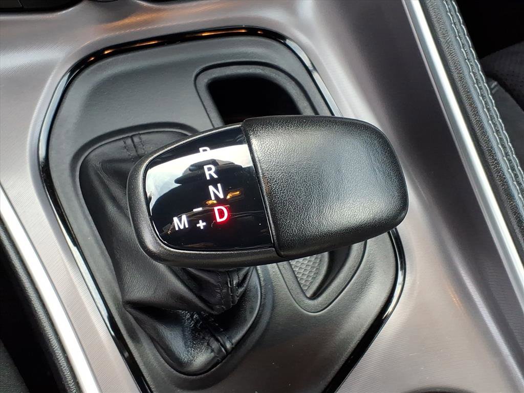 Used 2022 Dodge Challenger R/T w/ Plus Package image 15