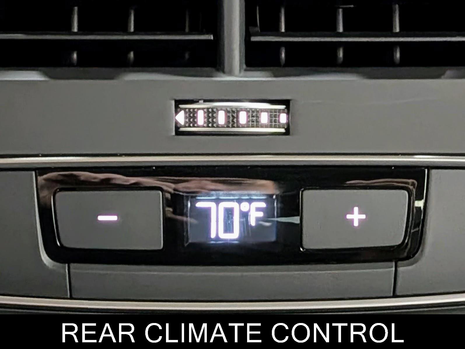 Used 2024 Audi A4 2.0T Premium w/ Convenience Package image 21