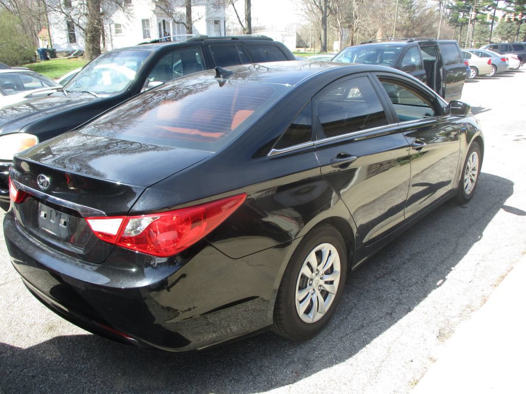Used 2011 Hyundai Sonata GLS FWD image 5