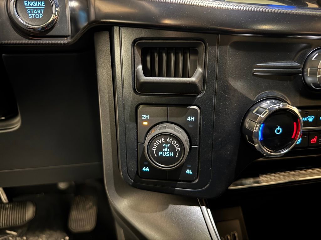 New 2026 Ford F150 Lariat w/ Equipment Group 501A Mid AWD/4WD image 30