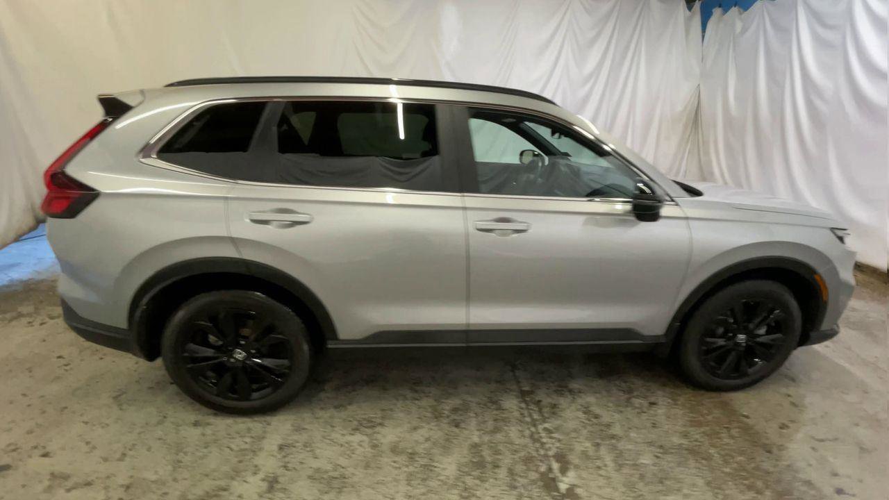 Used 2023 Honda CR-V Sport Touring image 9