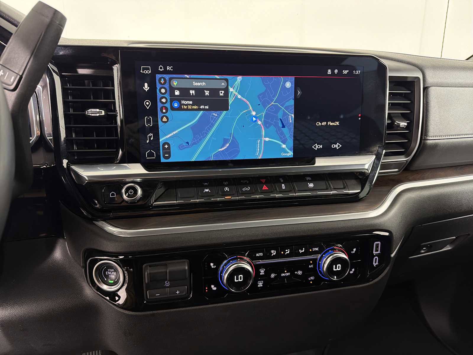 Used 2025 GMC Sierra 1500 SLT image 27