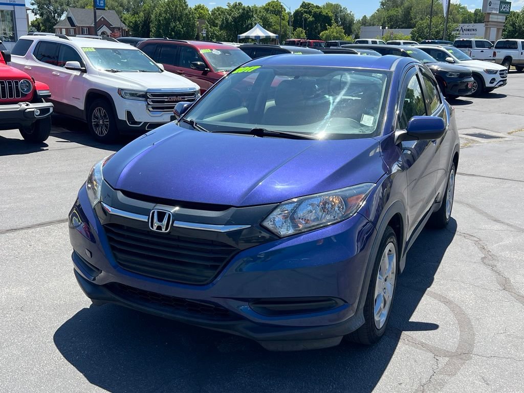 Used 2017 Honda HR-V LX image 3
