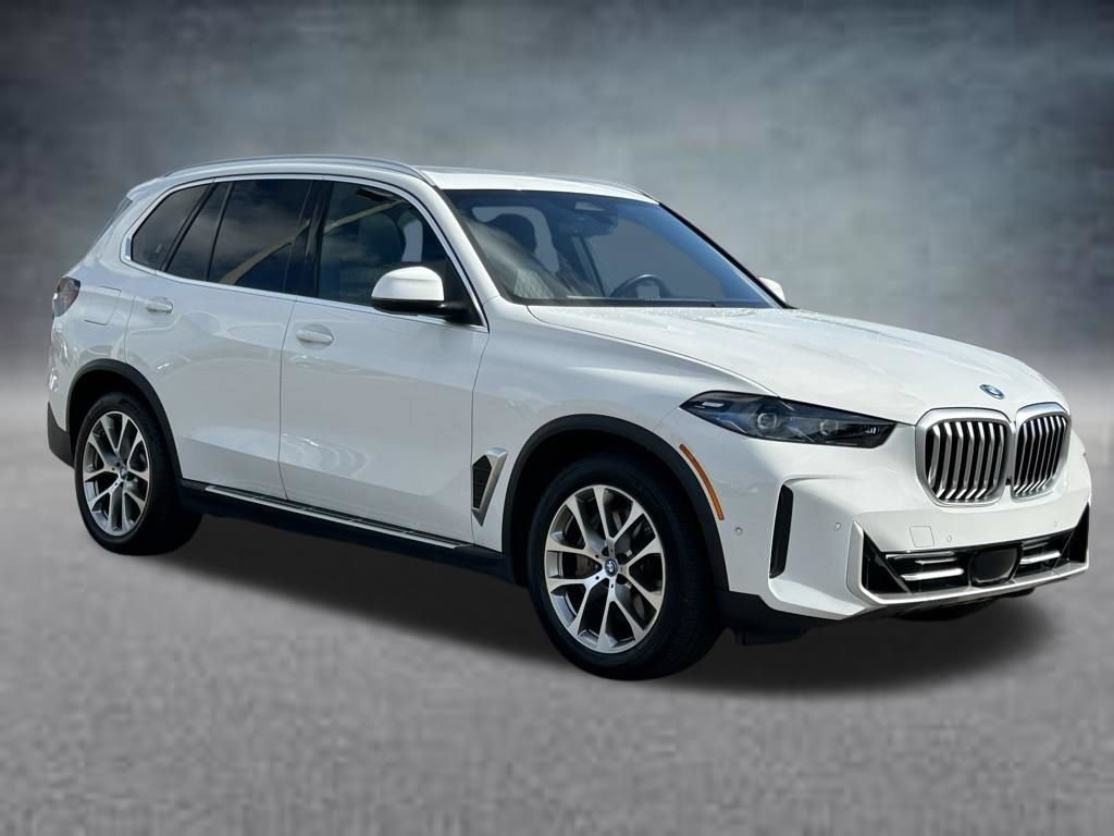 Used 2025 BMW X5 xDrive50e AWD/4WD image 7