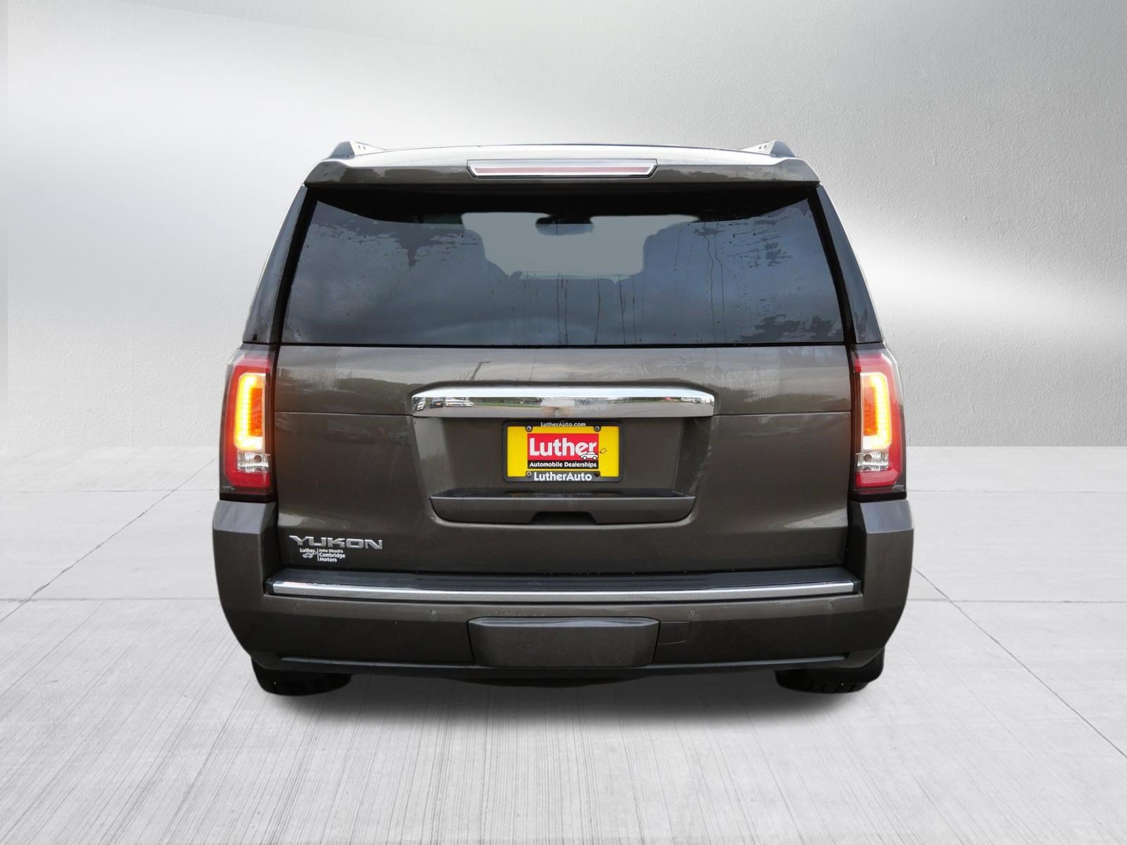 Certified 2019 GMC Yukon Denali w/ Denali Ultimate Package AWD/4WD image 6