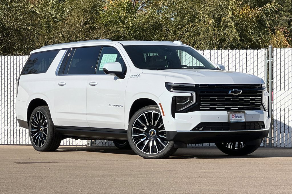 New 2026 Chevrolet Suburban High Country image 2