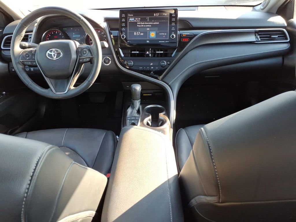 Used 2022 Toyota Camry XSE w/ Navigation Package image 10