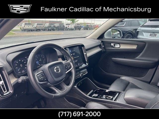 Used 2019 Volvo XC40 T5 Inscription AWD/4WD image 19