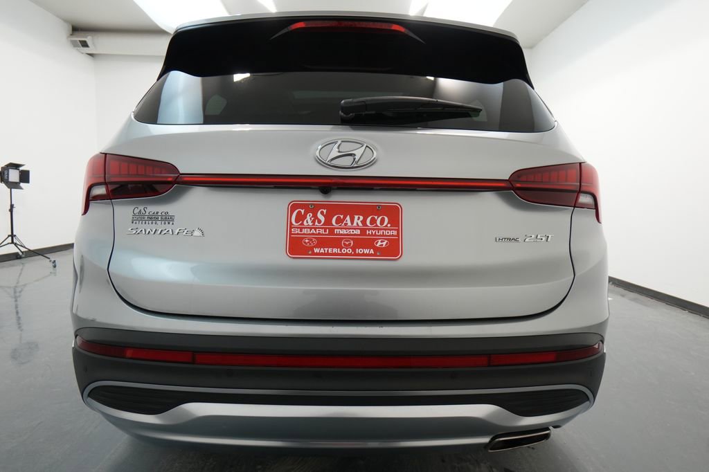 Used 2023 Hyundai Santa Fe Limited w/ Cargo Package image 8