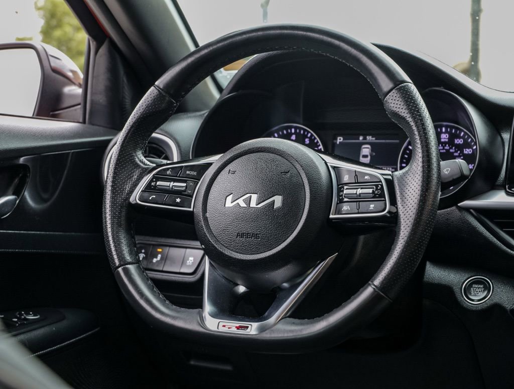 Used 2024 Kia Forte GT-Line w/ GT-Line Premium Package image 25