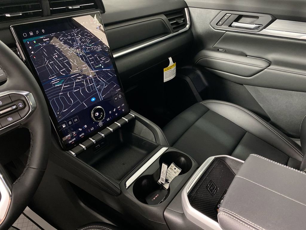 Used 2026 GMC Terrain Elevation w/ Elevation Premium Package image 21