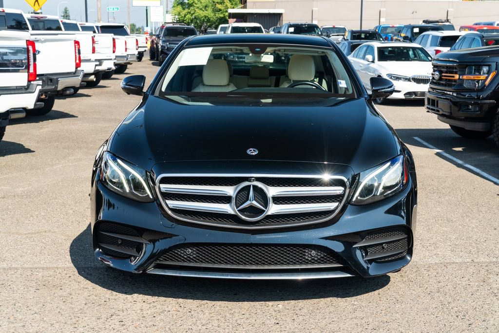 Used 2019 Mercedes-Benz E 300 image 2