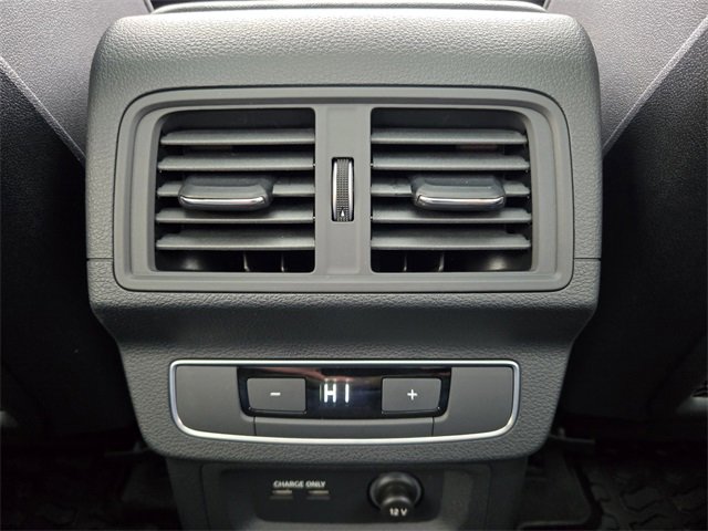 Used 2022 Audi SQ5 Premium Plus w/ Premium Plus Package image 37