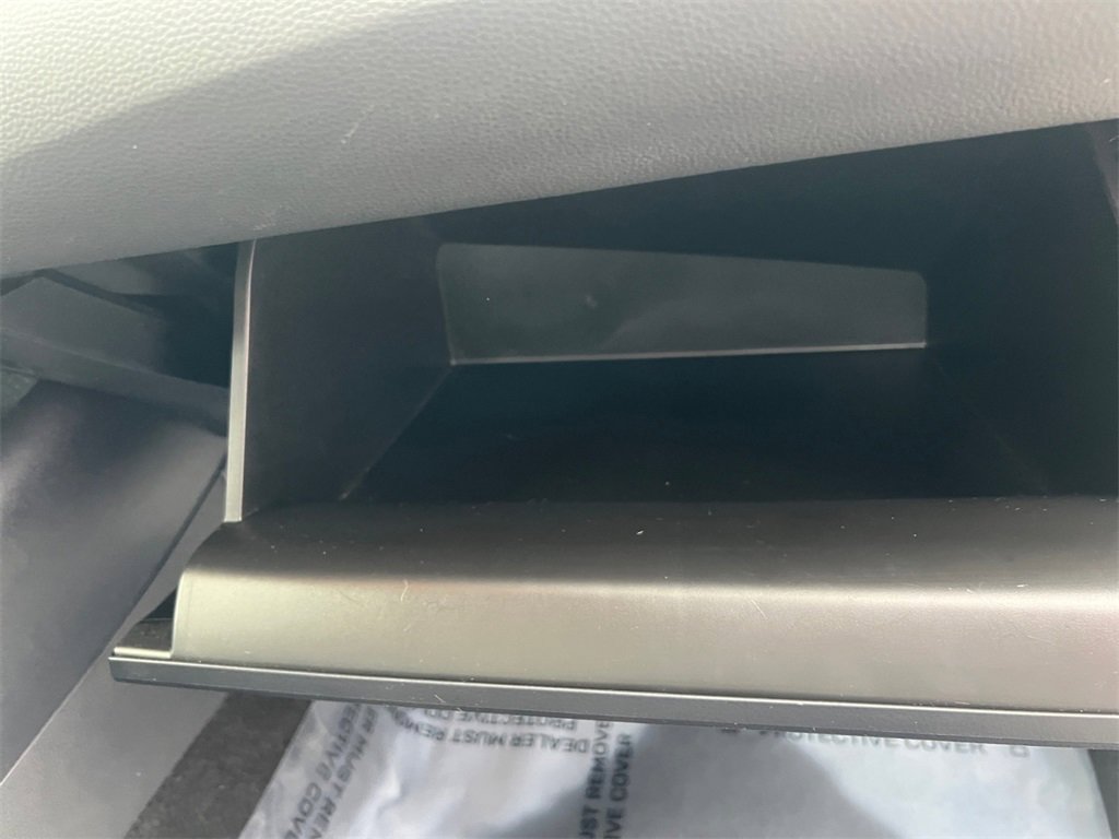 Used 2021 Toyota Corolla LE image 18