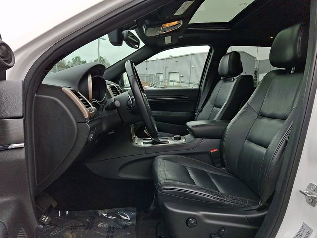 Used 2017 Jeep Grand Cherokee Limited image 13