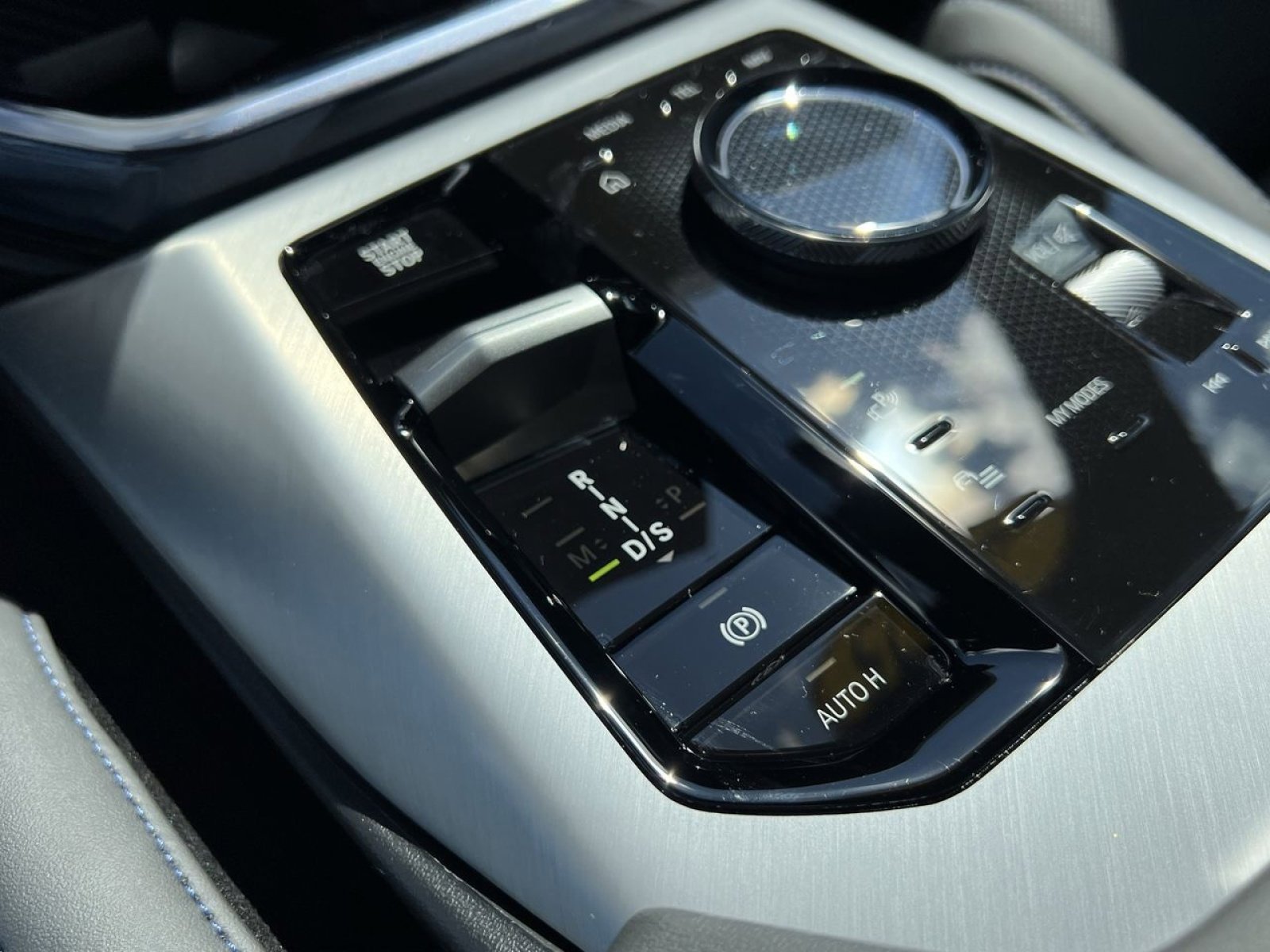 Used 2025 BMW X3 M50 w/ Premium Package image 19