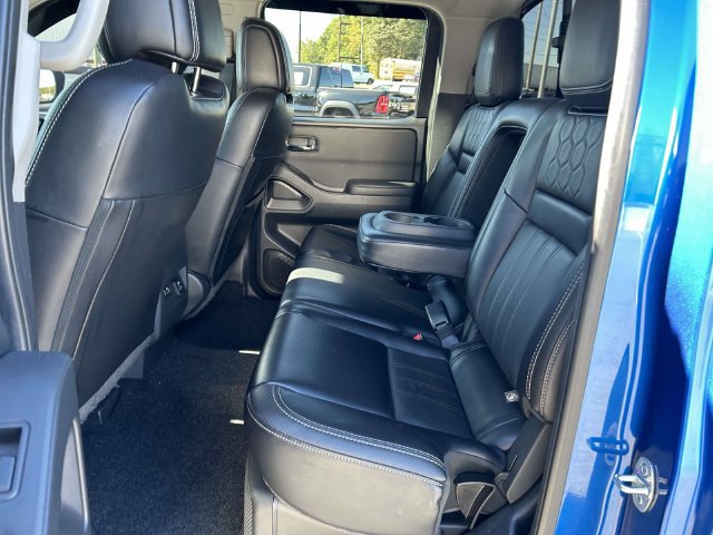 Used 2024 Nissan Frontier SL w/ Technology Package RWD image 10