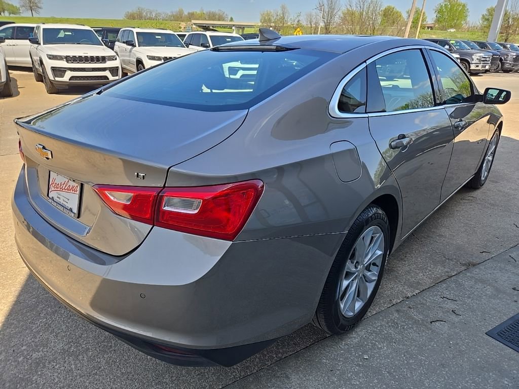 Used 2024 Chevrolet Malibu LT FWD image 10