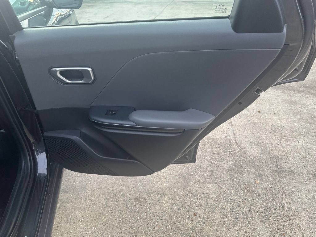 Used 2025 Kia K4 FWD image 31