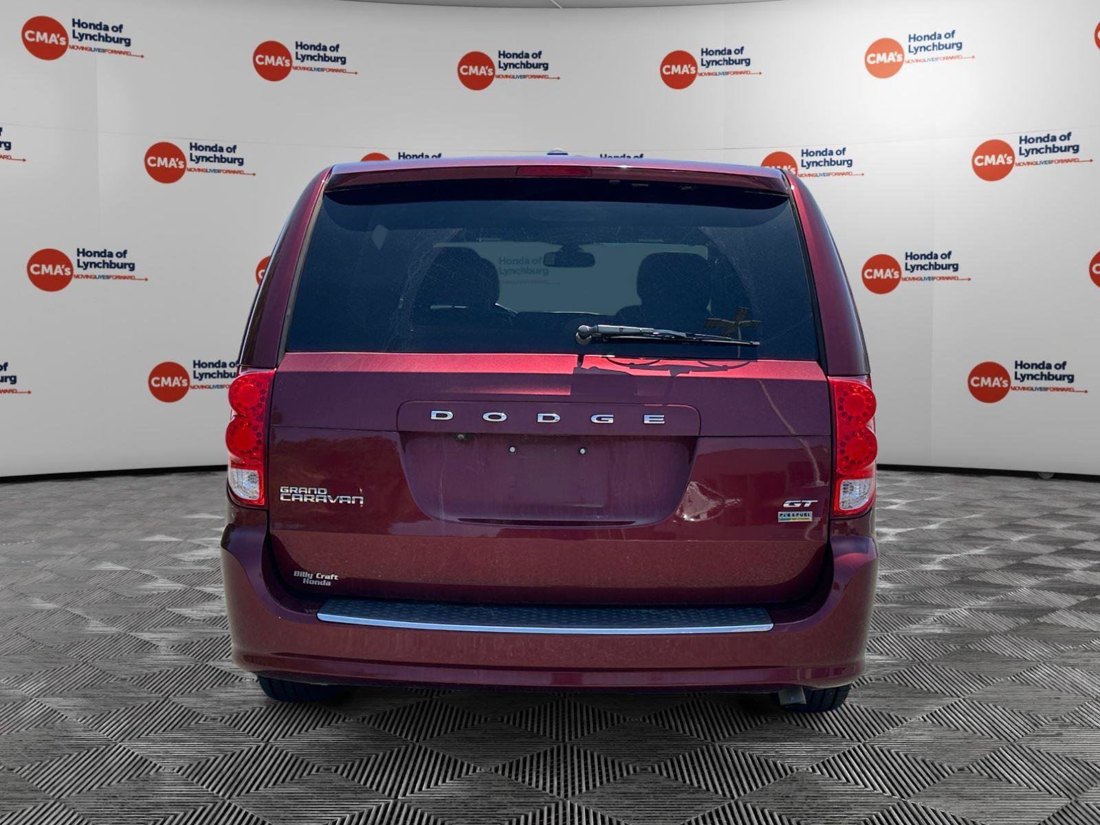 Used 2019 Dodge Grand Caravan GT FWD image 4