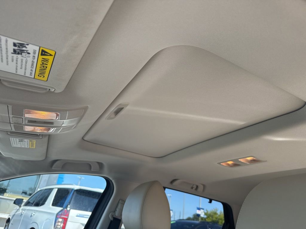 Used 2021 MAZDA CX-9 Touring w/ Touring Premium Package FWD image 2