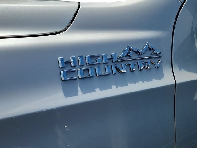 Used 2022 Chevrolet Tahoe High Country AWD/4WD image 4