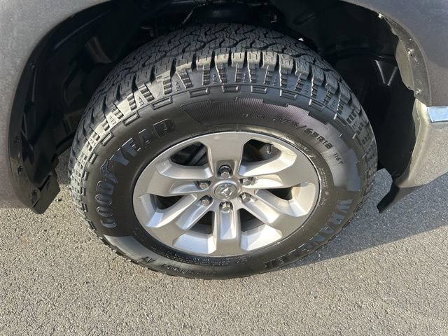 Used 2022 RAM 1500 Laramie AWD/4WD image 8