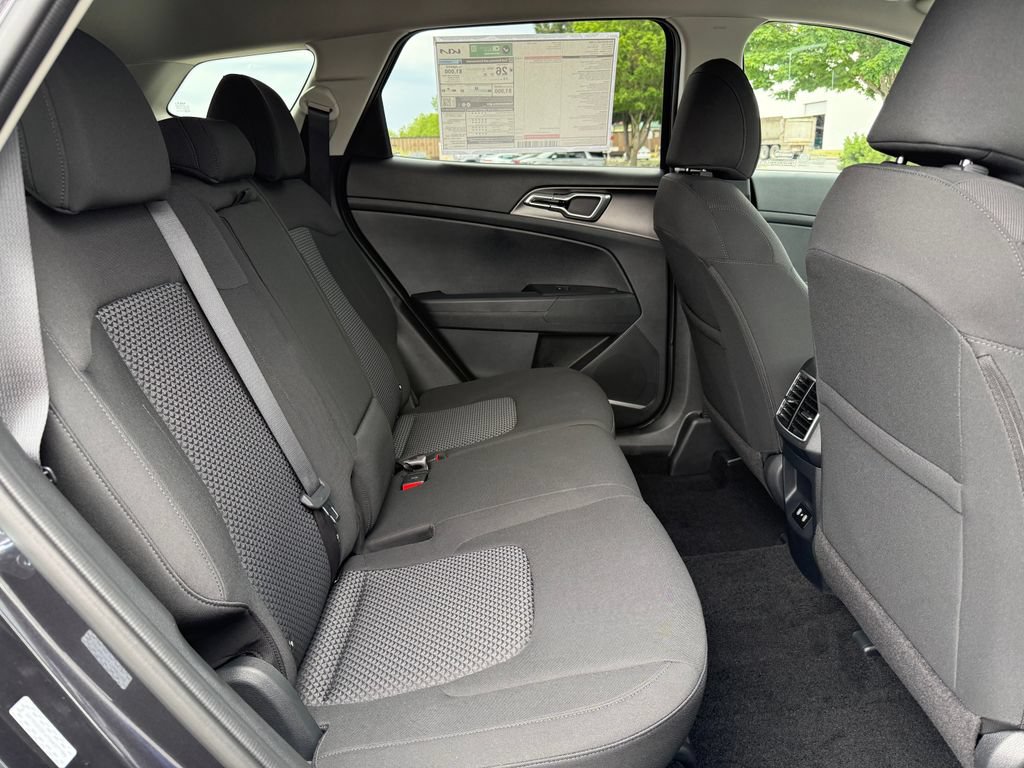 New 2026 Kia Sportage LX AWD/4WD image 13