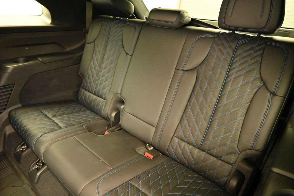 Used 2025 Cadillac Escalade IQ Luxury 1 w/ Smart Trailering package AWD/4WD image 9