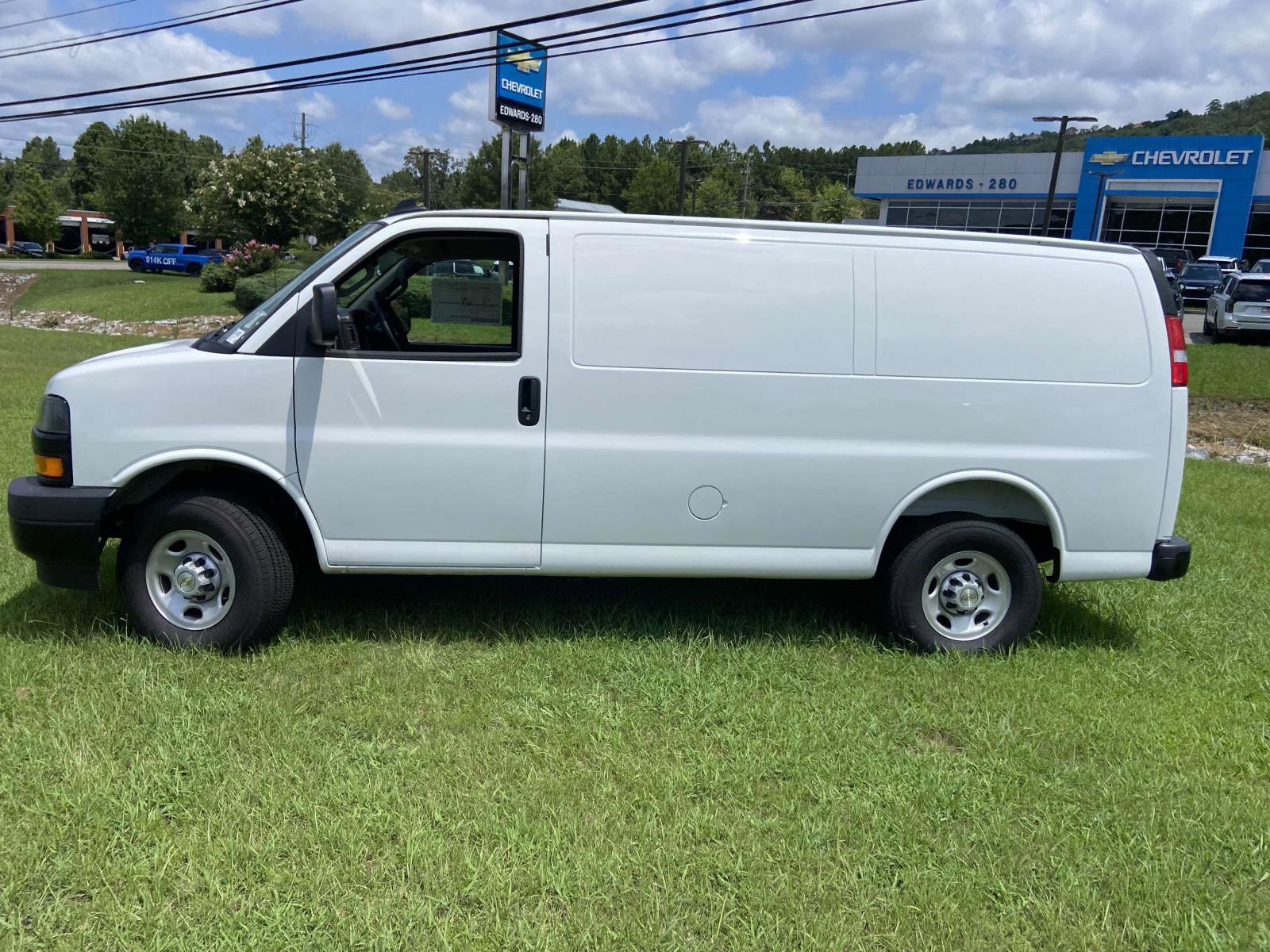 New 2025 Chevrolet Express 2500 w/ Driver Convenience Package image 17