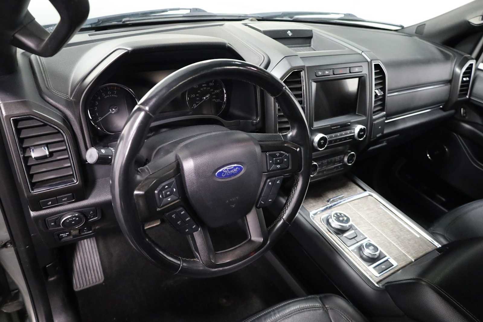 Used 2019 Ford Expedition Limited AWD/4WD image 4
