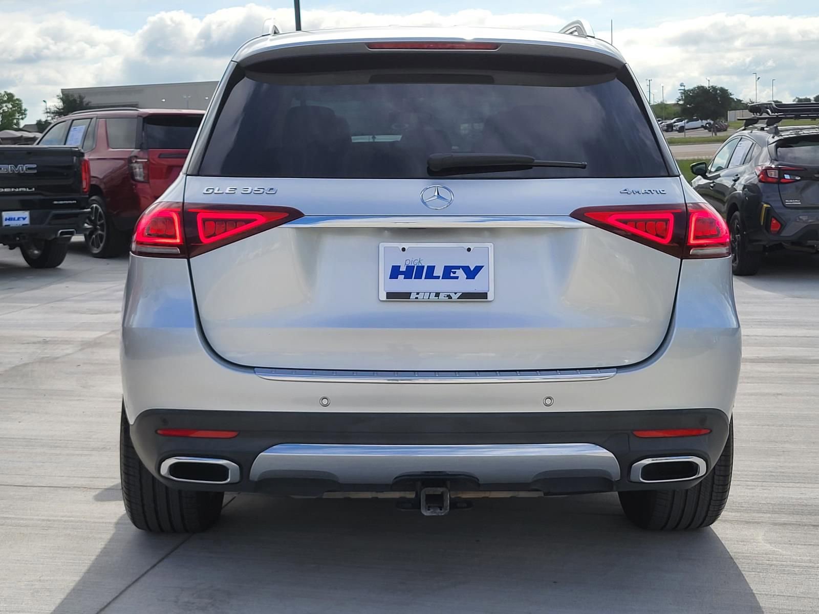 Used 2020 Mercedes-Benz GLE 350 4MATIC image 4