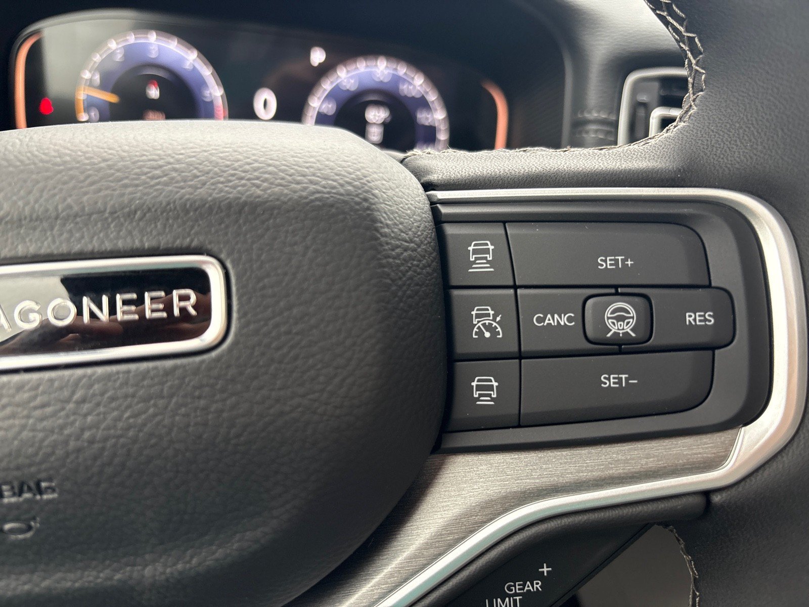 New 2026 Jeep Grand Wagoneer 4WD image 18