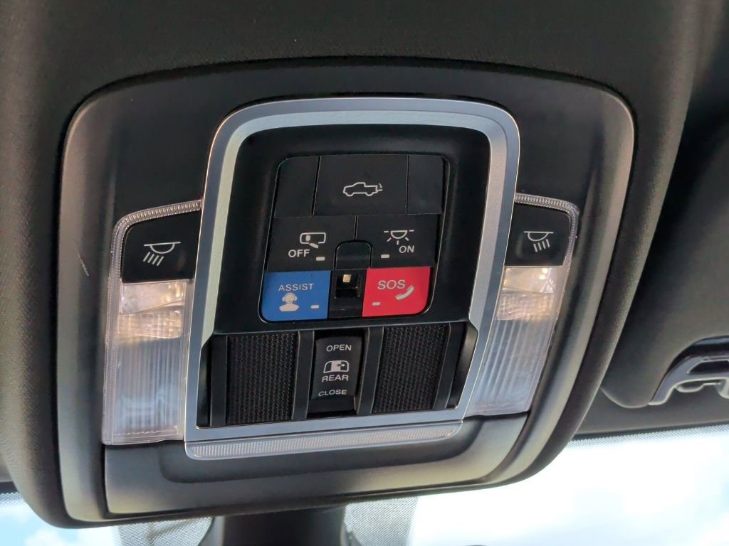 Used 2022 RAM 2500 Limited w/ Towing Technology Group image 26