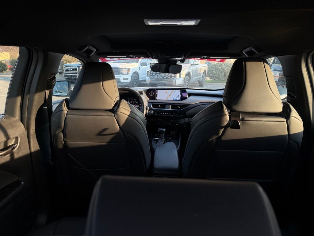 Used 2019 Lexus UX 200 F Sport w/ F Sport Premium Package image 27