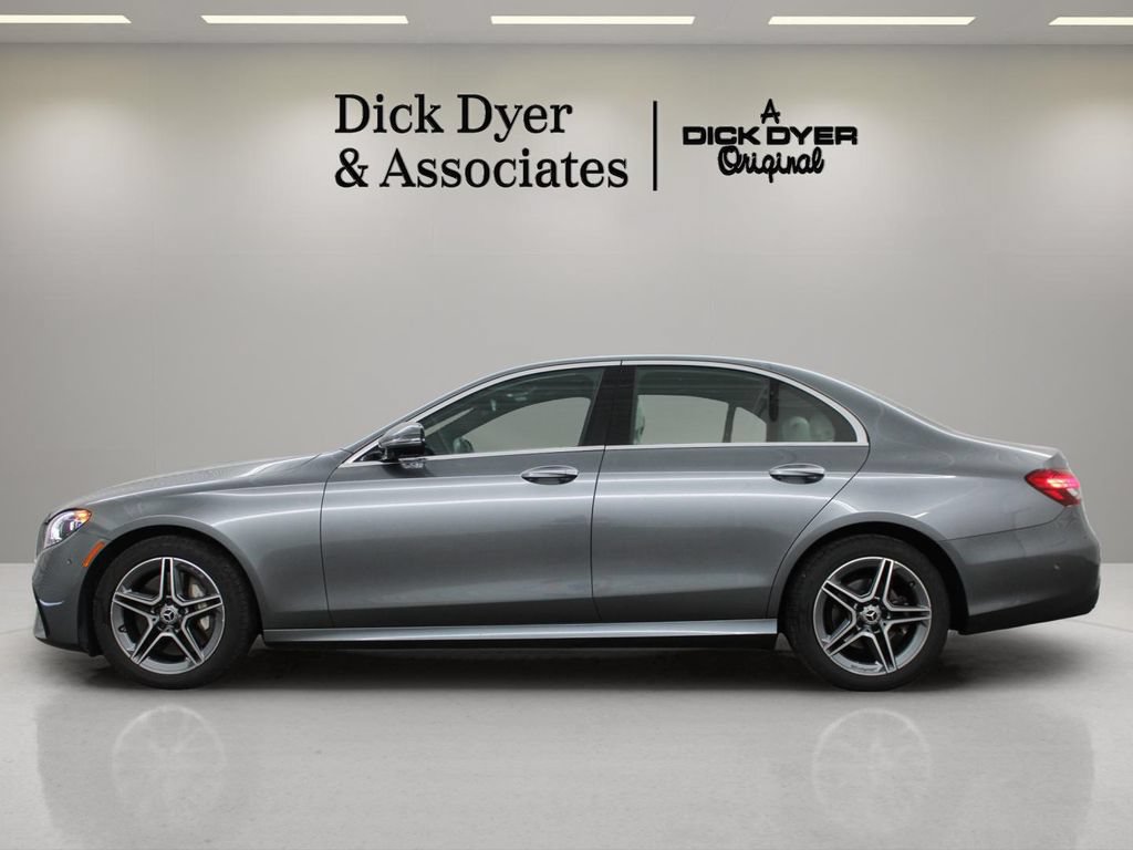 Used 2023 Mercedes-Benz E 350 4MATIC Sedan image 15