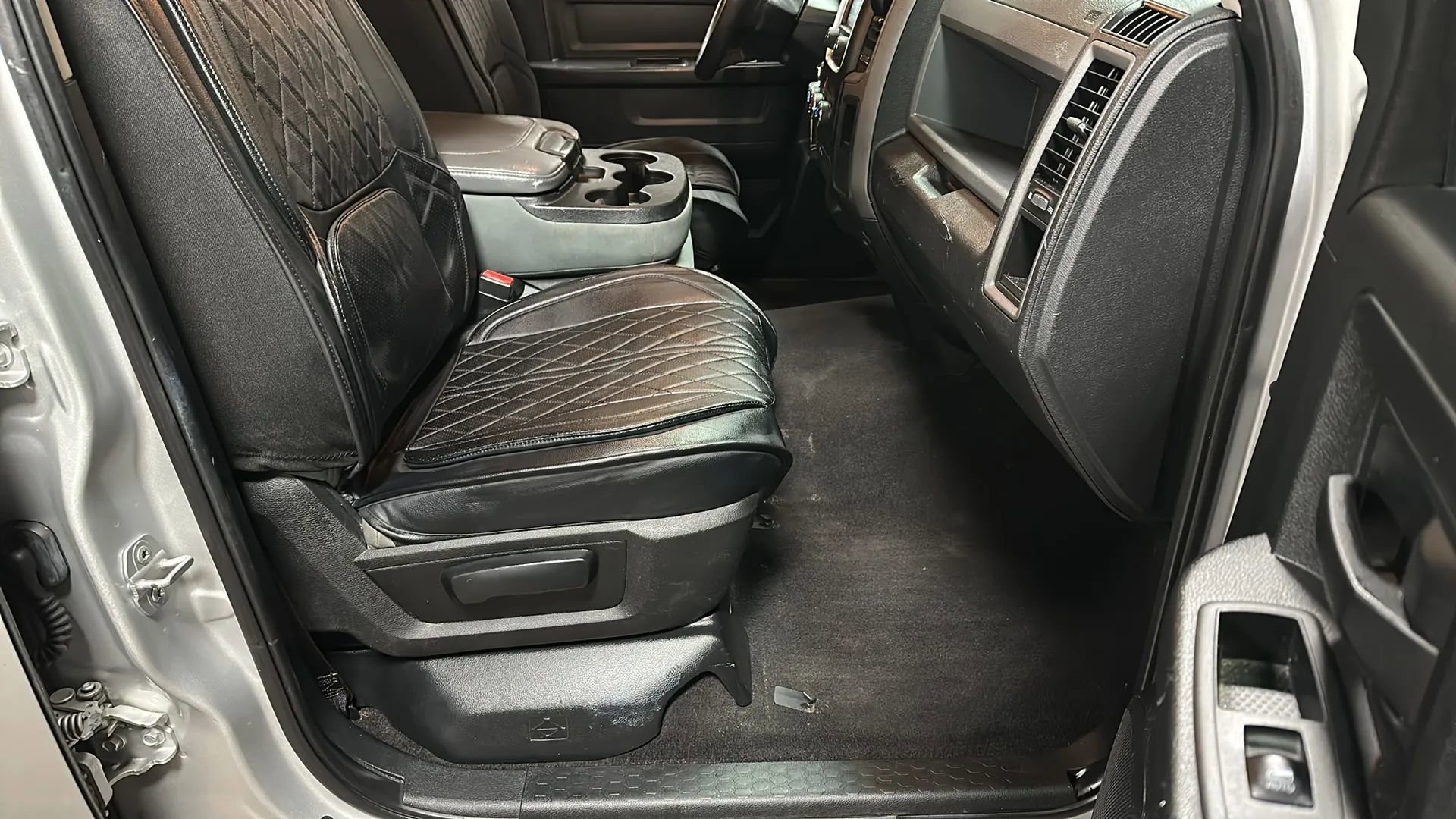 Used 2017 RAM 1500 Express w/ Express Value Package image 16