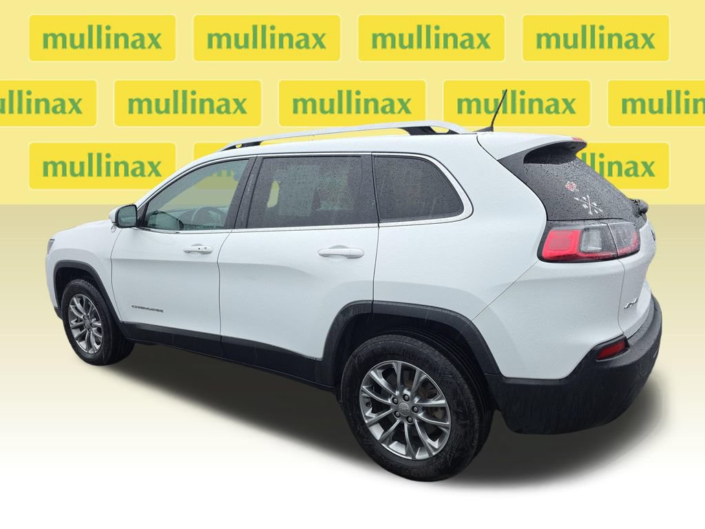 Used 2020 Jeep Cherokee Latitude Plus w/ Cold Weather Group AWD/4WD image 11
