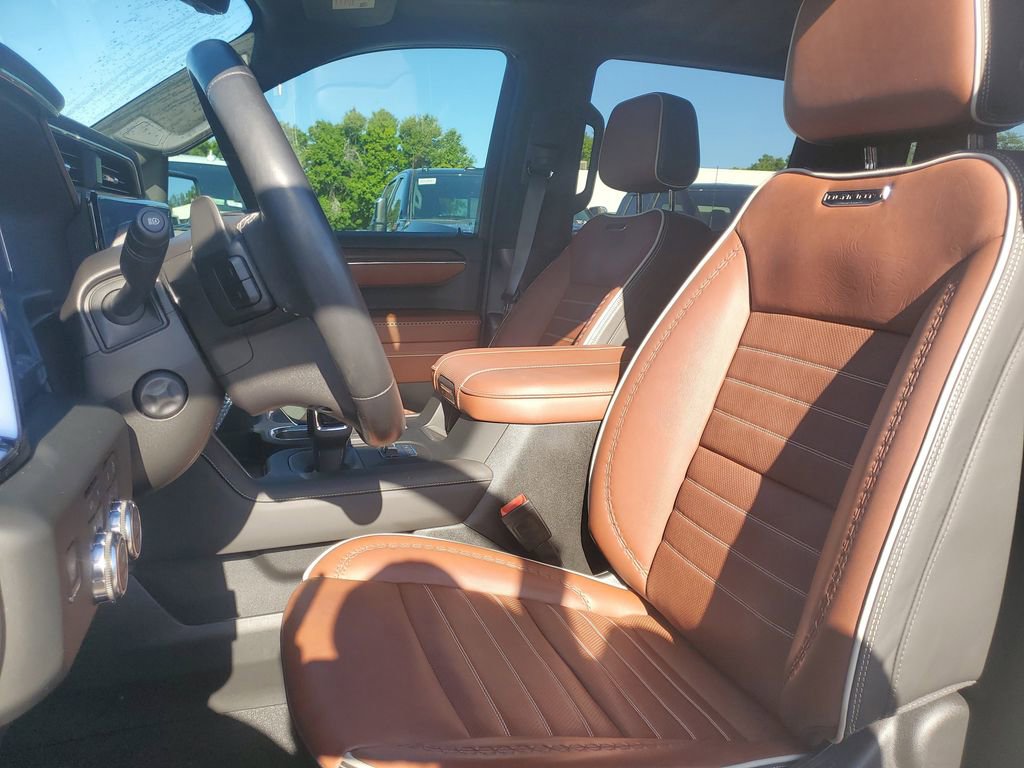 Used 2024 GMC Sierra 1500 Denali Ultimate AWD/4WD image 18