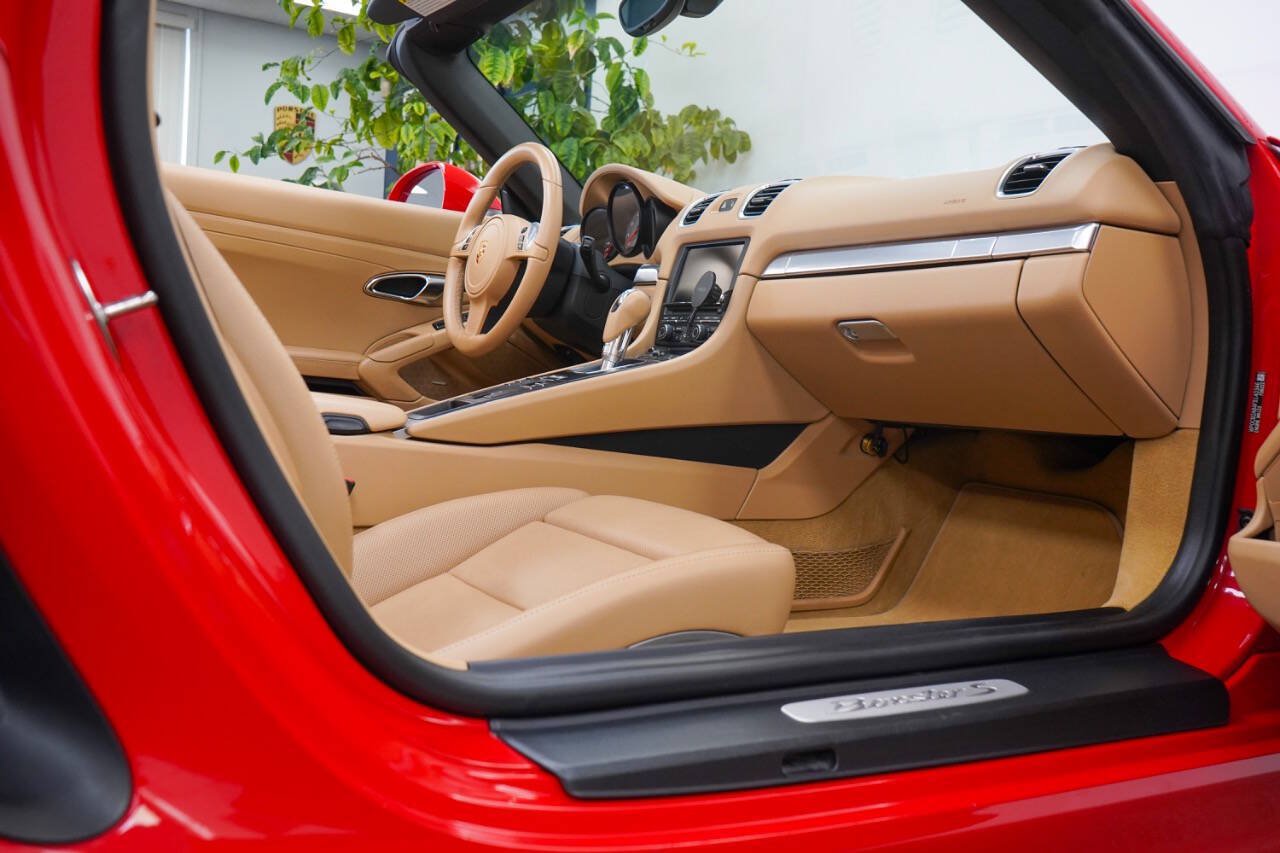 Used 2015 Porsche Boxster S RWD image 78